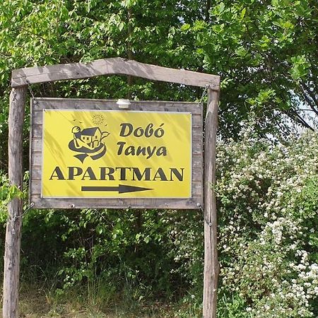 Dobo Tanya Villa Roszke Luaran gambar