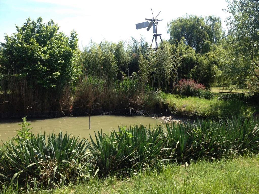Dobo Tanya Villa Roszke Luaran gambar