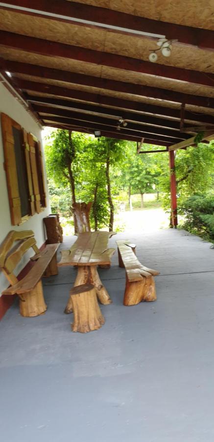 Dobo Tanya Villa Roszke Luaran gambar