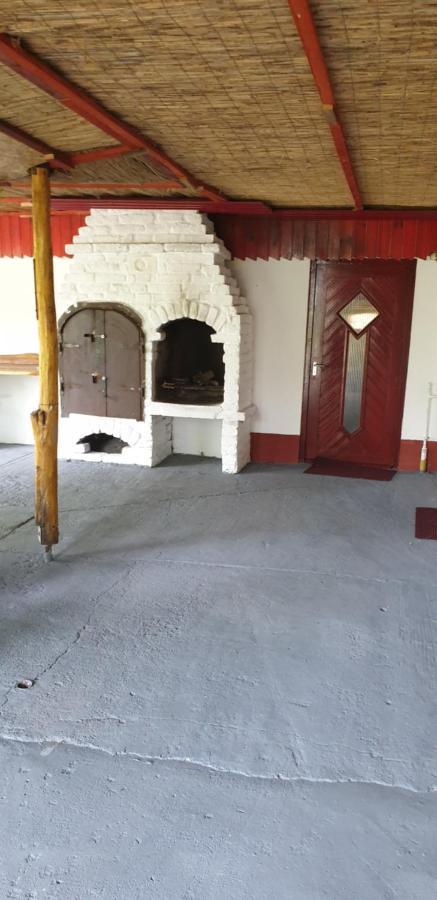 Dobo Tanya Villa Roszke Luaran gambar